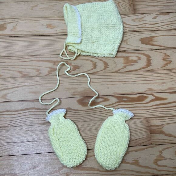 Vtg 60s/70s Baby Clothes Noveltyknit Yellow Knit Sweater Hat & Pants w/ Footies - Picture 8 of 9